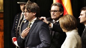 president-Puigdemont-Generalitat-PERE-VIRGILI_ARAIMA20160112_0184_58